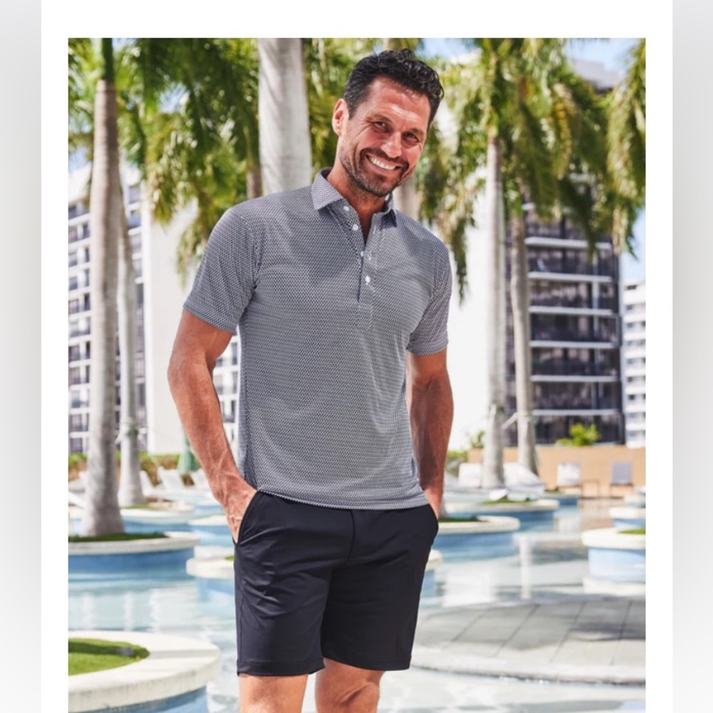NWT Collars & Co. Mens Vantage Black Relaxed Fit Semi-Spread Collar Polo Size S